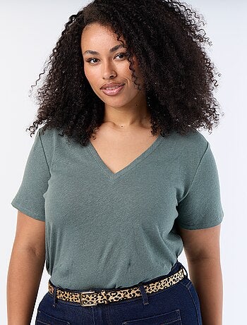 Basic T-shirt met V-hals en korte mouwen
