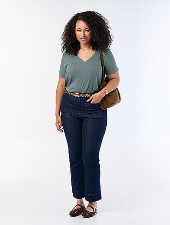 Basic T-shirt met V-hals en korte mouwen