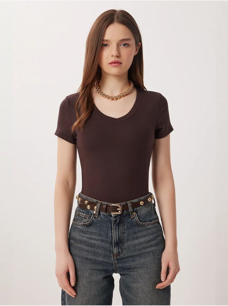 Basic v-hals slim fit t-shirt istanbul Chocoladebruin - Kiabi