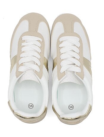 Baskets a lacets