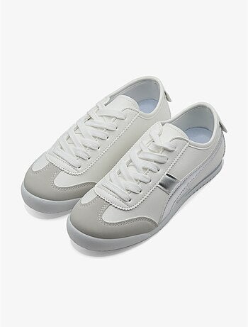 Baskets a lacets