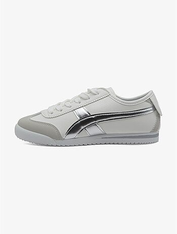 Baskets a lacets