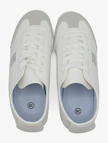 Baskets a lacets