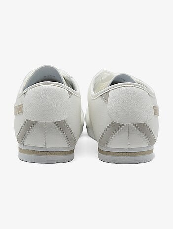 Baskets a lacets