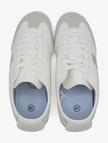 Baskets a lacets