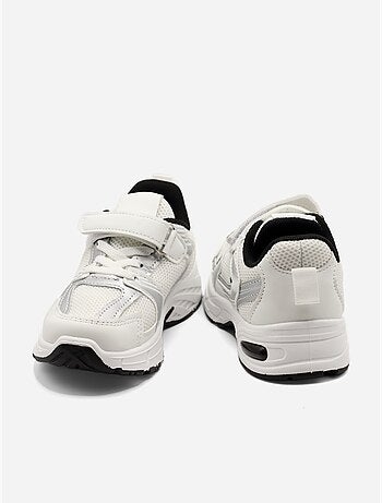 Baskets a lacets