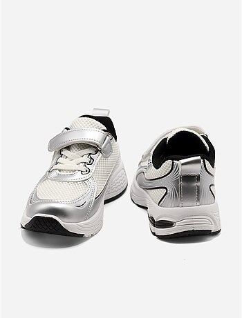 Baskets a lacets