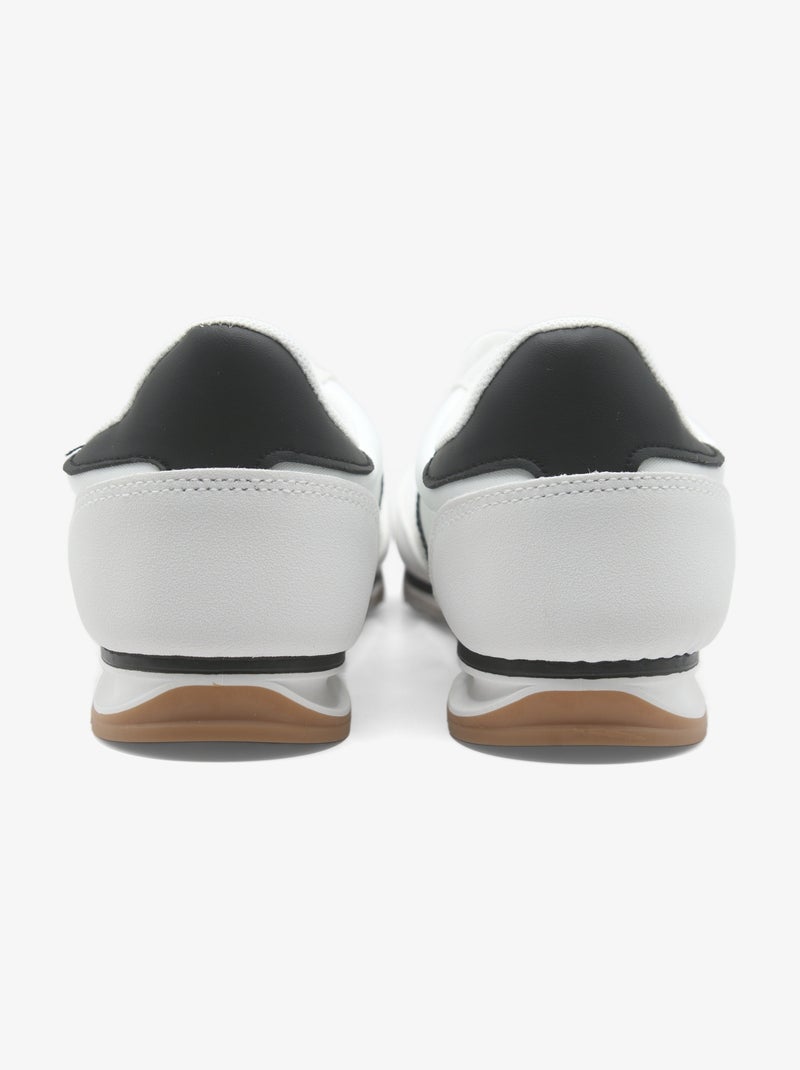 Baskets a lacets Blanc Noir - Kiabi