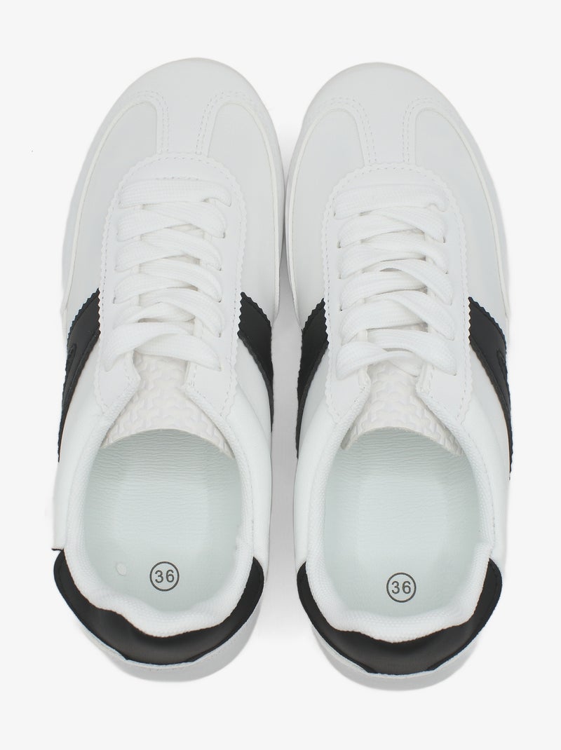 Baskets a lacets Blanc Noir - Kiabi