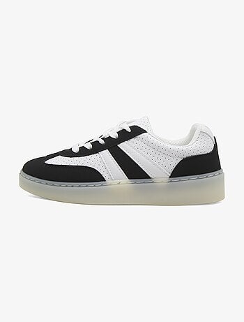 Baskets a lacets