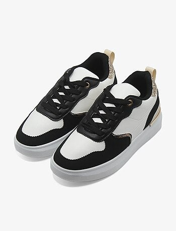 Baskets a lacets