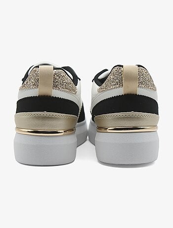 Baskets a lacets