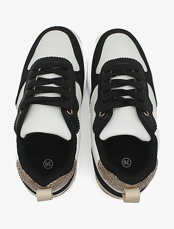 Baskets a lacets