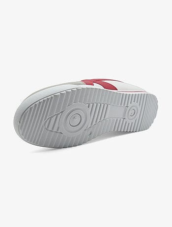 Baskets a lacets