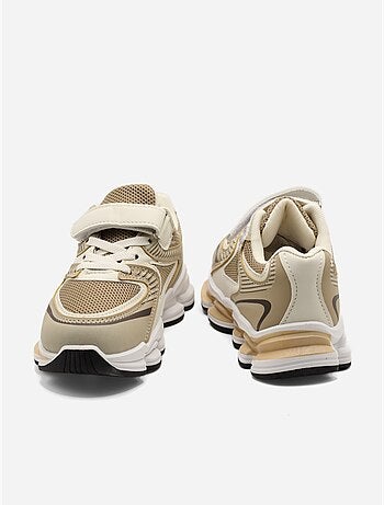 Baskets a lacets