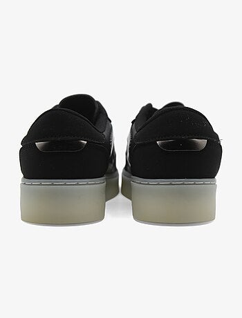 Baskets a lacets
