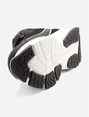 Baskets a lacets