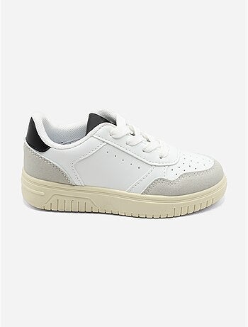 Baskets a lacets