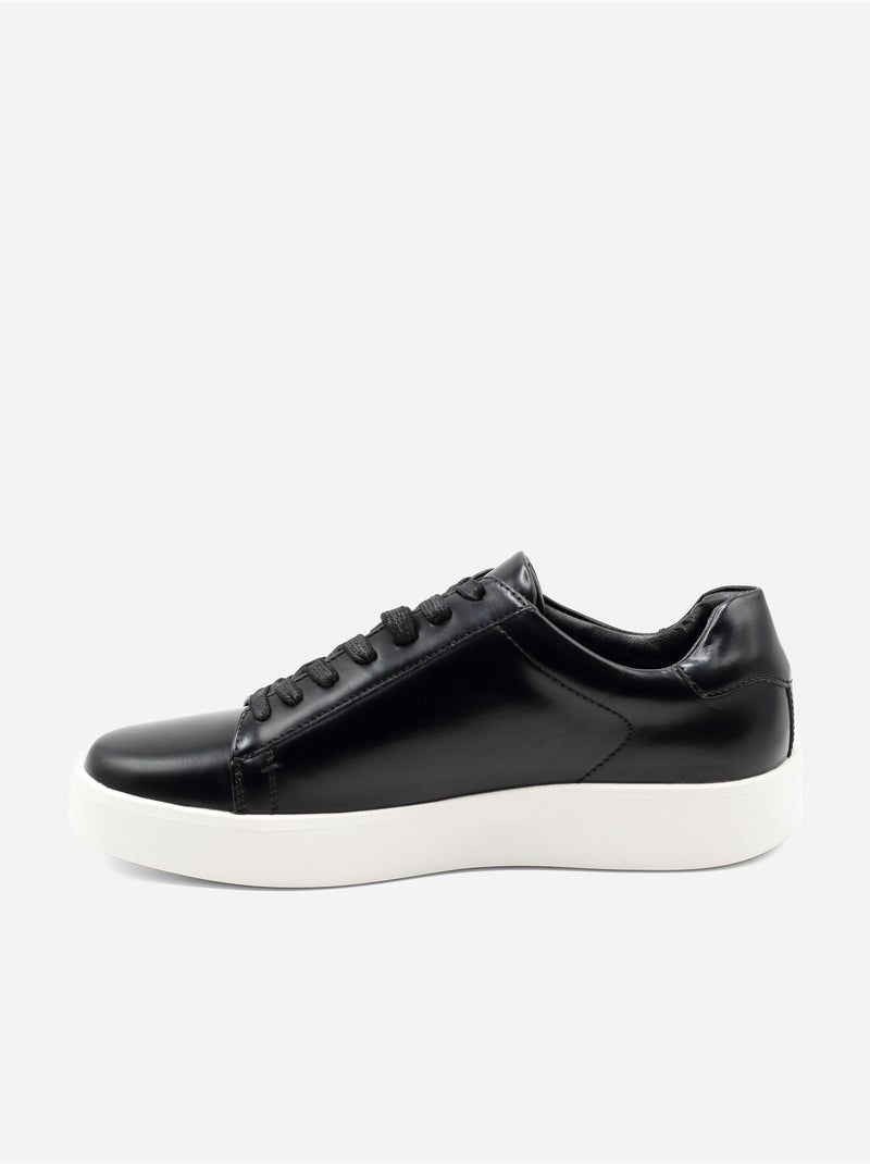 Baskets a lacets Noir - Kiabi