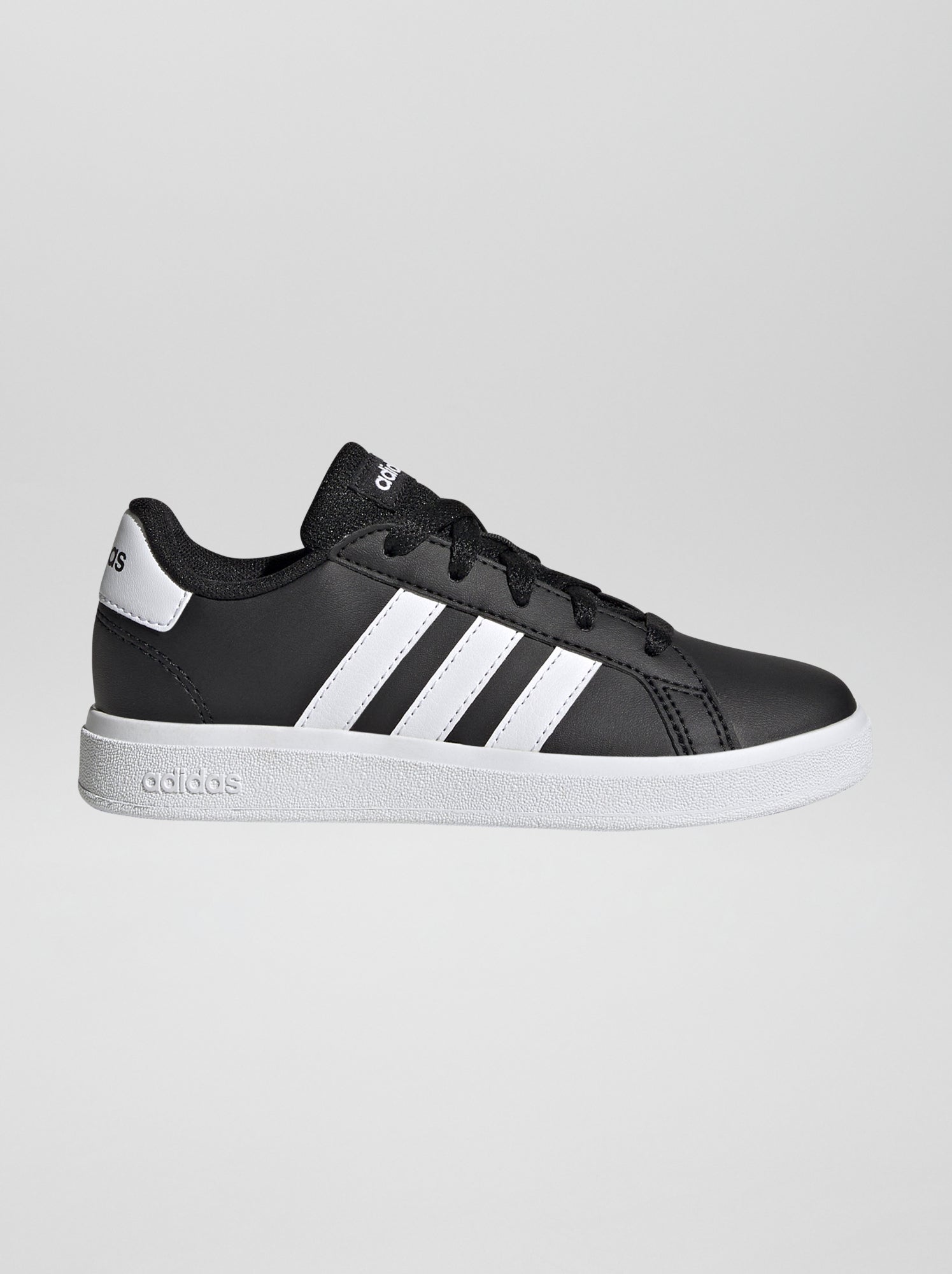 Baskets Adidas Grand court Noir blanc Kiabi 40.00