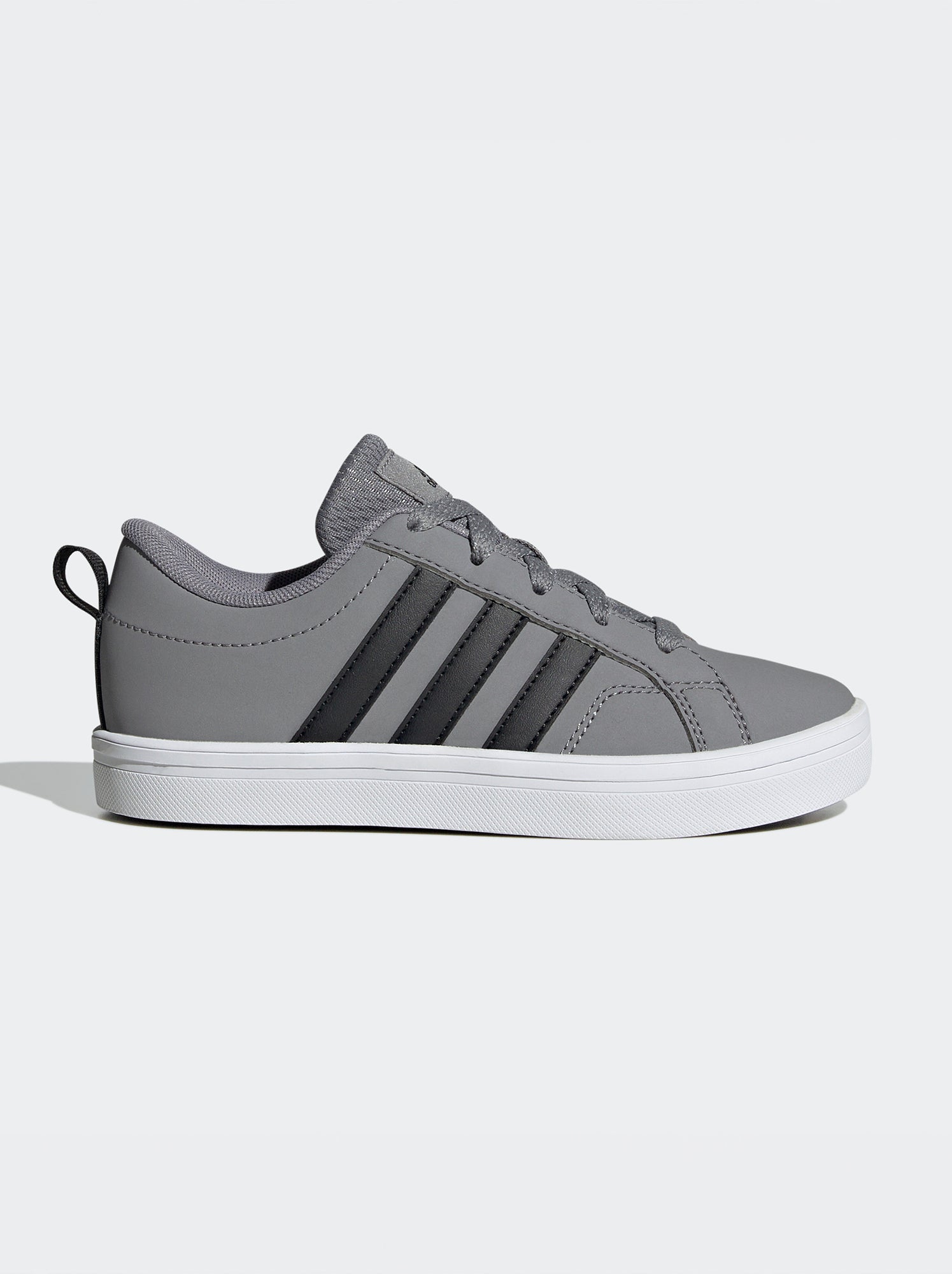 Baskets adidas VS Pace Gris Kiabi 40.00