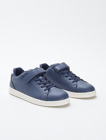 Baskets basses à scratchs et lacets