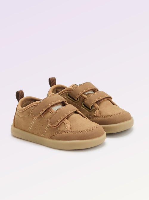 Baskets basses avec ouverture par scratch - Kiabi