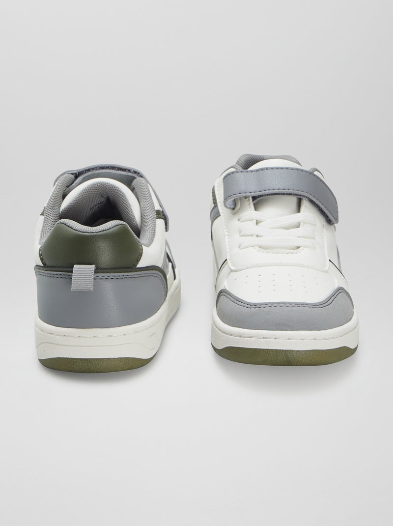 Baskets basses avec scratchs et lacets BLANC - Kiabi