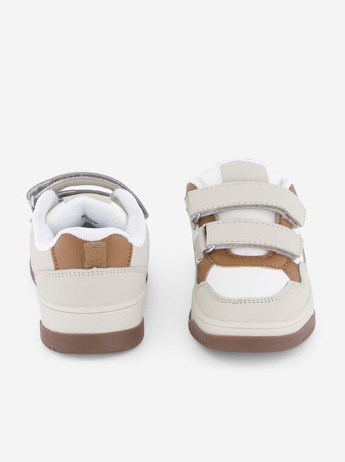 Baskets basses en simili - Kiabi