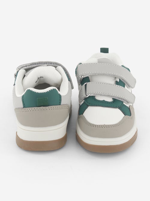 Baskets basses en simili - Kiabi