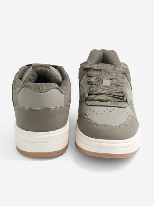 Baskets basses en simili - Kiabi