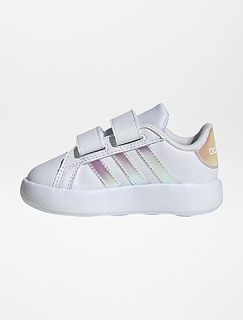 Baskets basses holographiques 'adidas'