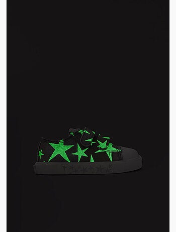Baskets conguitos estampado estrellas bebés