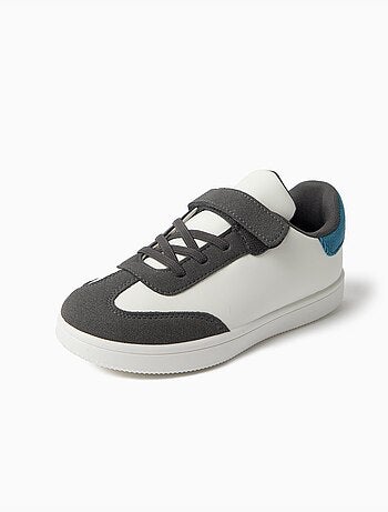 Baskets contrastantes, mo fashion