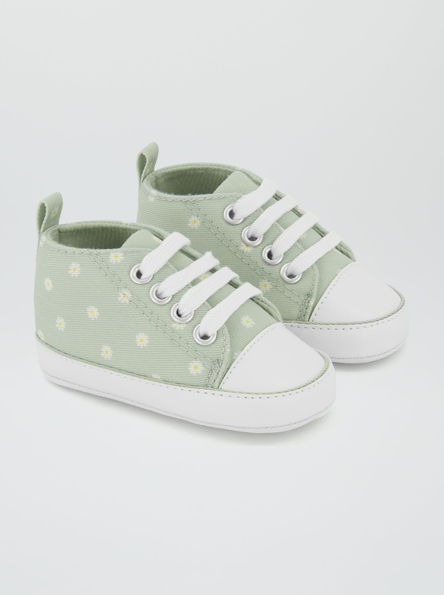 Chaussures bebe Chaussures pas cheres vert Kiabi