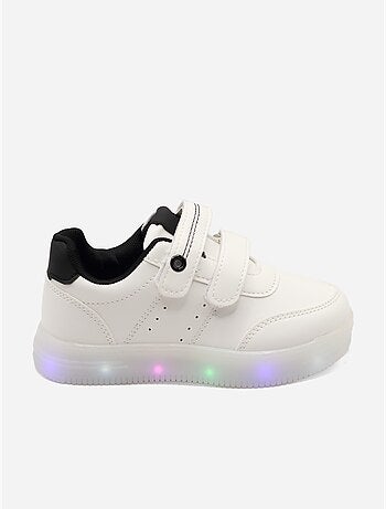 Baskets lumineuse