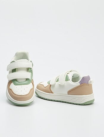 Baskets tricolores à patte scratchée