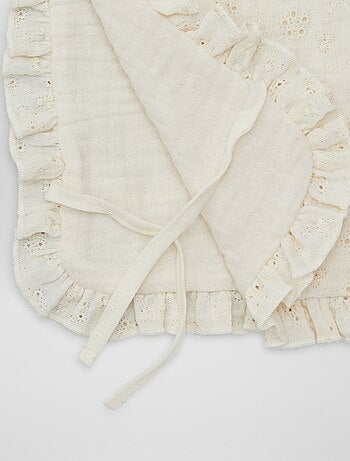 Bavoir double face avec broderie anglaise