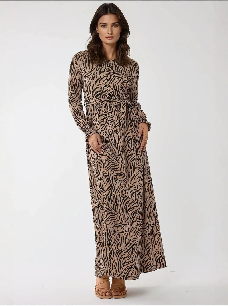Bedrukte maxi-jurk met ronde hals en riem Camel - Kiabi