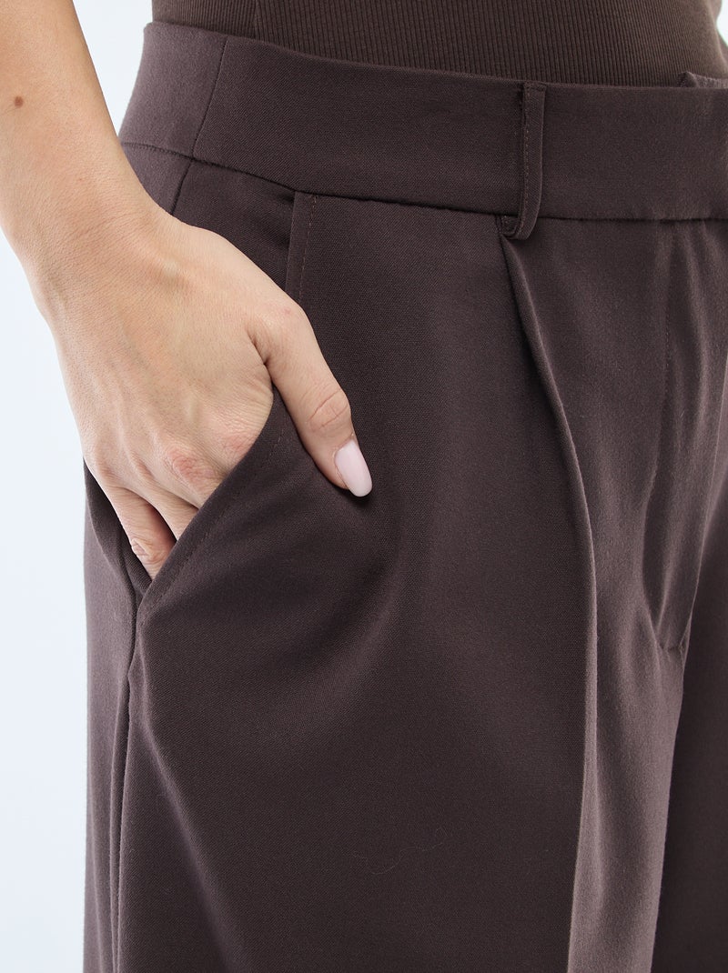 Bermuda à pinces taille haute Marron - Kiabi