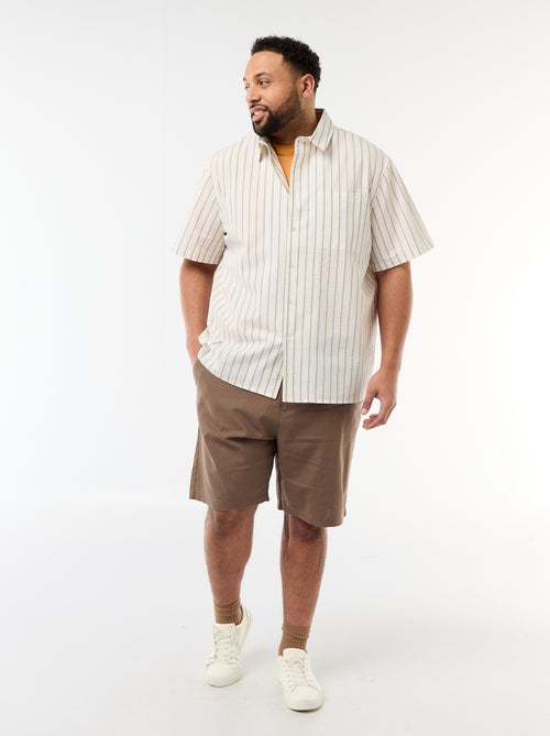 Bermuda chino avec ouverture boutonnée + zippée + liens de serrage - Kiabi