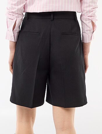 Bermuda met plooien en hoge taille