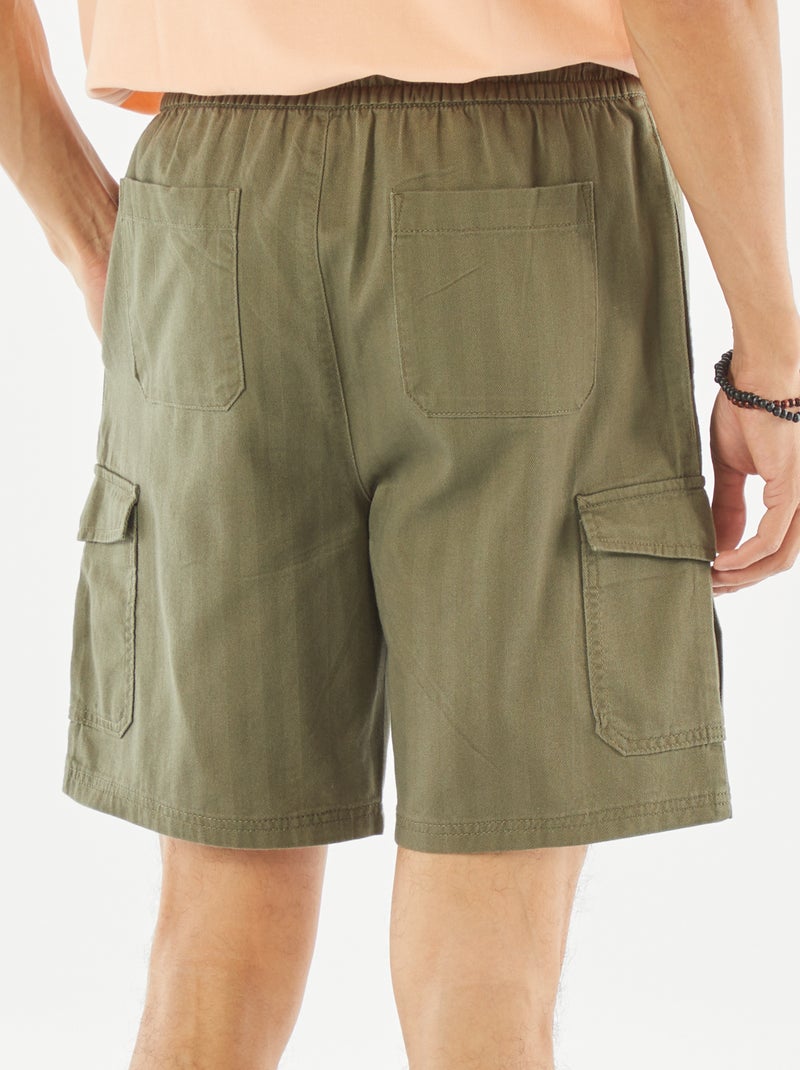 Bermuda van twill met meerdere zakken Groen - Kiabi