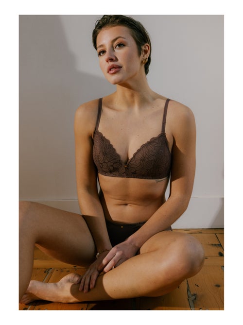 Beugelloze bh met cups ana - Kiabi Beugelloze bh met cups ana - Kiabi