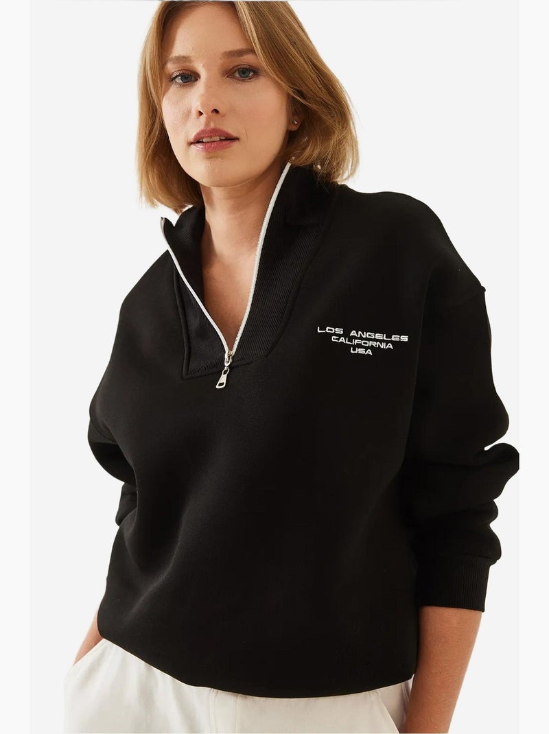 Bianco geborstelde oversized sweatshirt met hoge hals en ritsdetail lucci Zwart - Kiabi