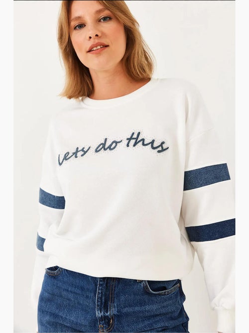 Bianco gestreepte denim sweatshirt met gedetailleerde stenenversiering lucci - Kiabi