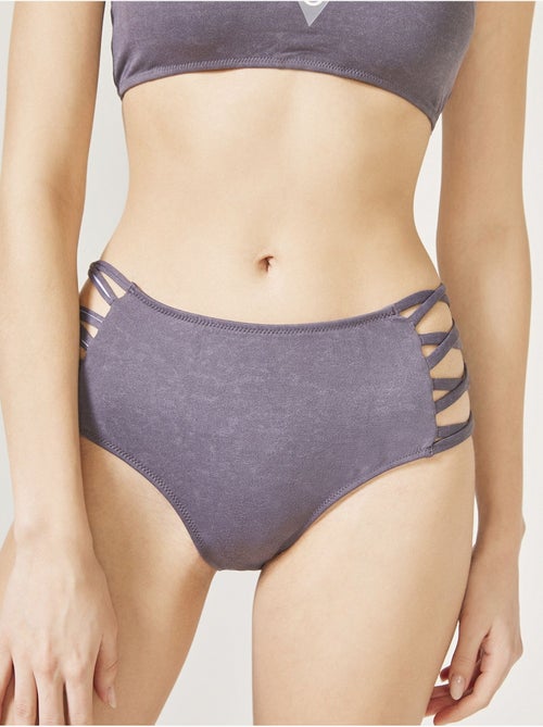 Biker heat bikinibroekje met hoge taille penti - Kiabi Biker heat bikinibroekje met hoge taille penti - Kiabi