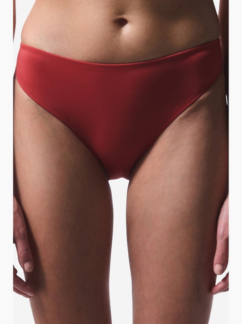 Bikinibroekje met middelhoge taille en slipmodel penti - Kiabi Bikinibroekje met middelhoge taille en slipmodel penti - Kiabi