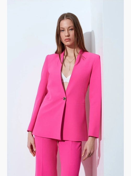 Blazer ajusté en crêpe dilvin - Kiabi Blazer ajusté en crêpe dilvin - Kiabi
