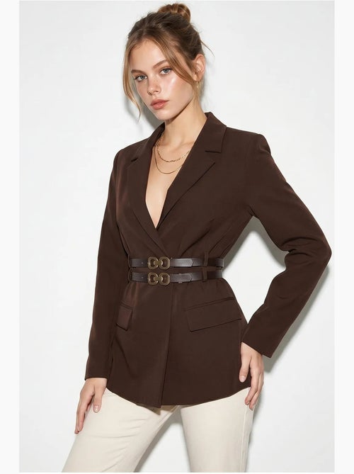 Blazer long en crêpe avec détail appliqué lucci - Kiabi Blazer long en crêpe avec détail appliqué lucci - Kiabi